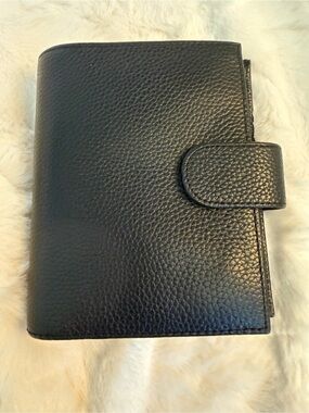 Moterm Pocket Rings Planner in black pebbled leather with Foxy Fix extras
